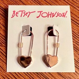 Betsy Johnson safety pin heart earrings - rose gold